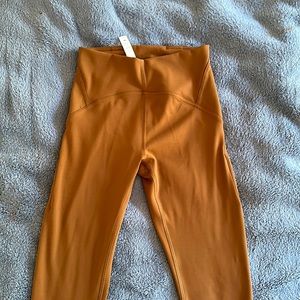 NWOT copper Lululemon Instill yoga pants, size 4, 25” inseam, super soft